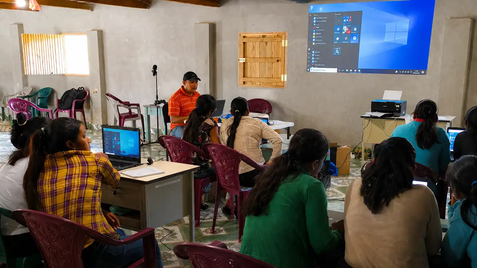 Escuela de Formación Social