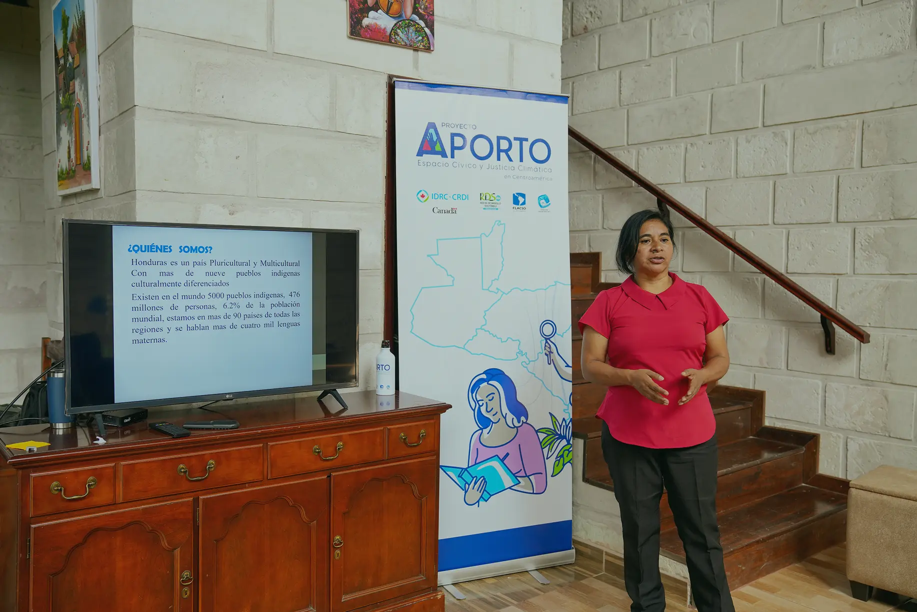 Personas participando en taller